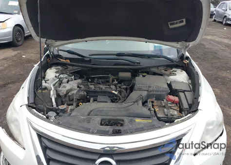 2014 Nissan Altima 2.5 S из США, поврежденный, VIN 1N4AL3AP1EC421567